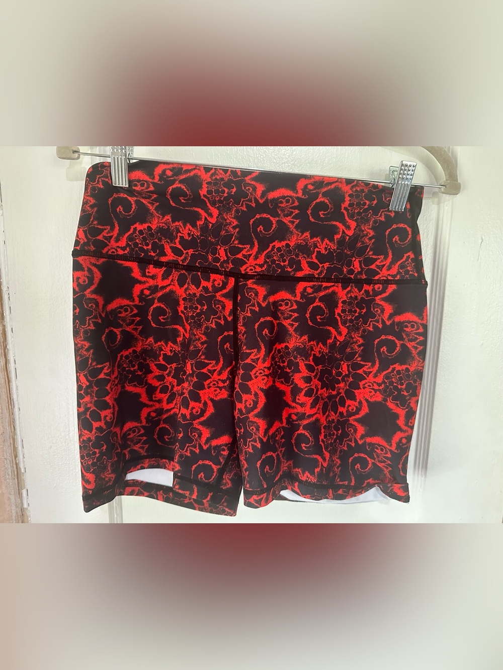 High-Rise Red & Black Patterned Bike Shorts
